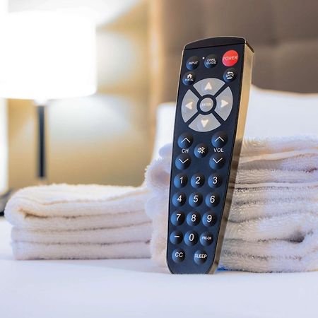 Drury Inn & Suites Kansas City Airport Ngoại thất bức ảnh
