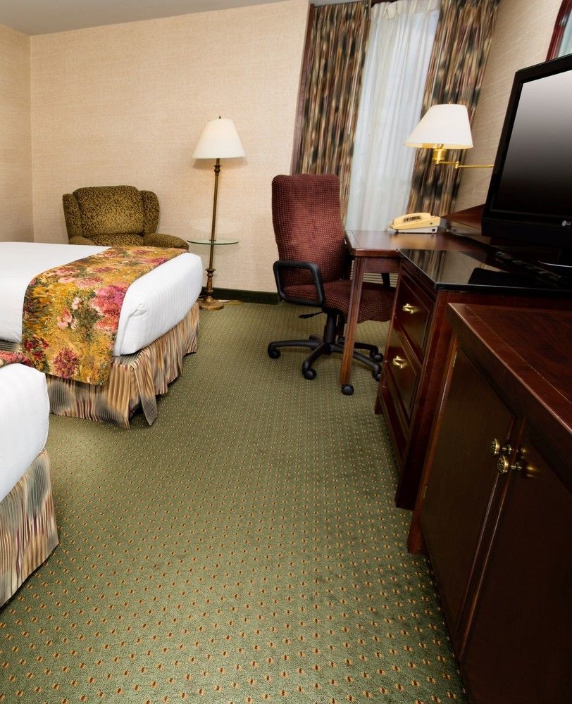 Drury Inn & Suites Kansas City Airport Ngoại thất bức ảnh
